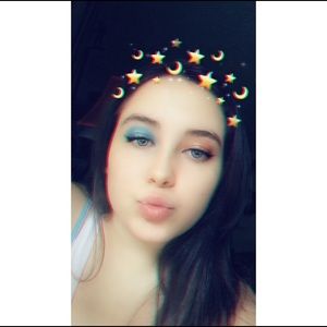 Meet your Posher, Hailey